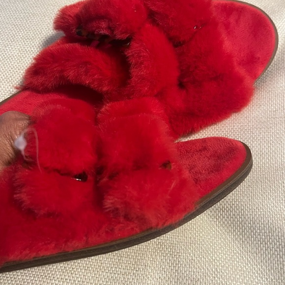 NWT LOFT Faux Fur Buckle Slippers - Women Size S 5-6 - Picture 3 of 5
